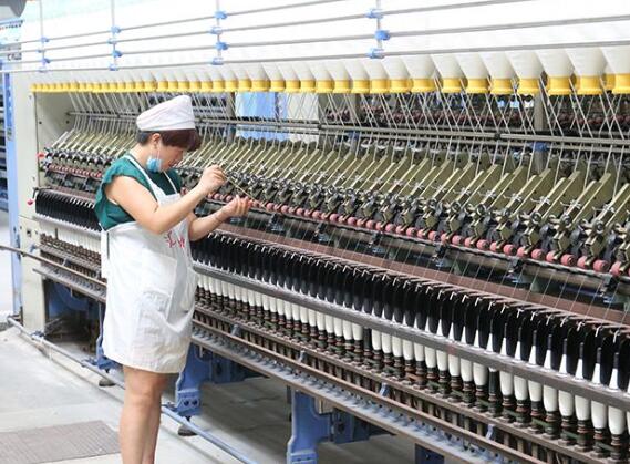 貫徹落實黨中央國務院決策部署加快推動紡織業(yè)的復工復產