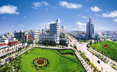 攻堅克難 創(chuàng)新服務 推動重大項目快開工快建設快投產(chǎn)